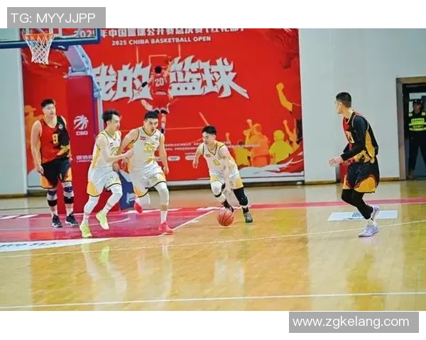 美国梦之队与中国篮球的巅峰对决展现体育精神与文化交流的精彩瞬间